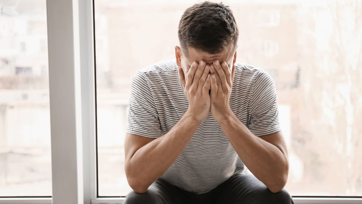 Setembro Amarelo: sinais de alerta e quando buscar ajuda com psiquiatra online